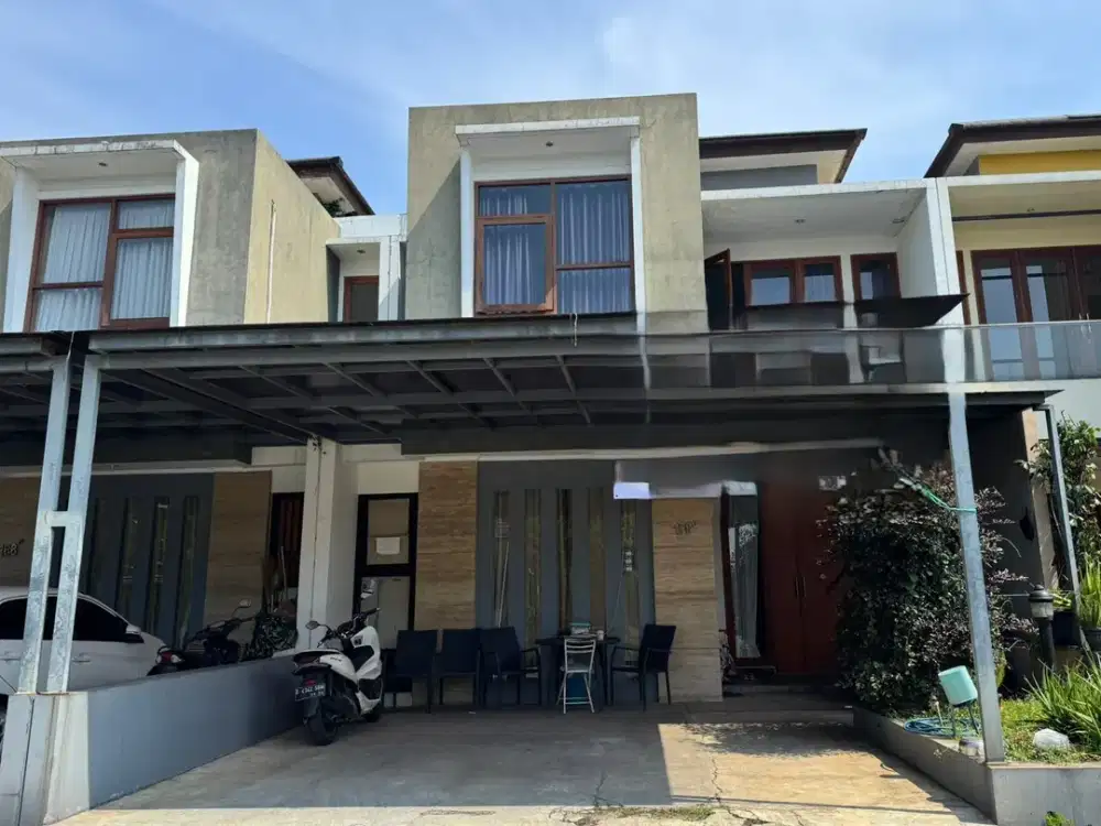 Dijual Rumah Siap Huni 2 LT Cherryfield Dekat ToL BUBAT Bandung