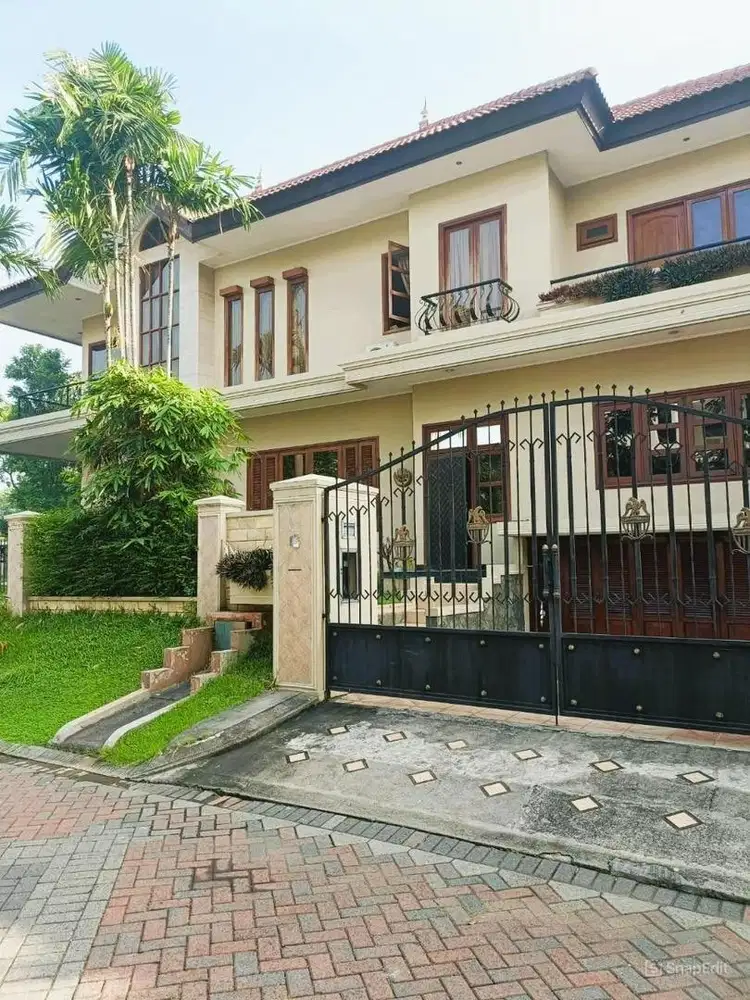 Rumah full Furnish di graha family