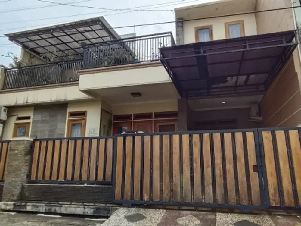 RUMAH. EWAH SETRATEGIS BEBAS BANJIR - KOMPLEK  JATIBENING