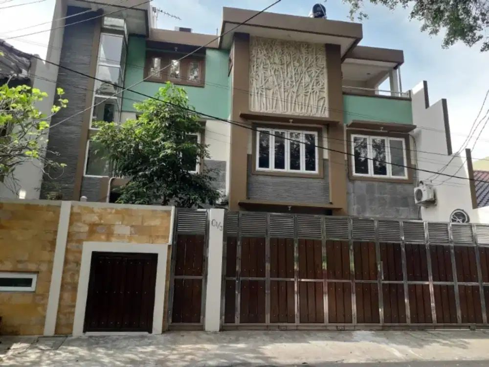 Dijual rumah modern area strategis harga di bwh apprisal dpejompongan