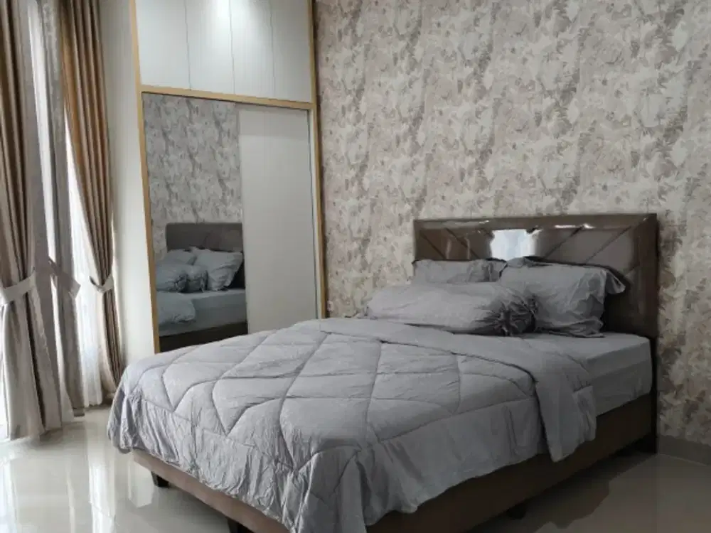 dijual rumah mewah 2 lantai di jl.rasela V jakarta pusat