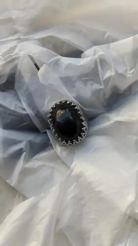 Batu lumut hijau lawas