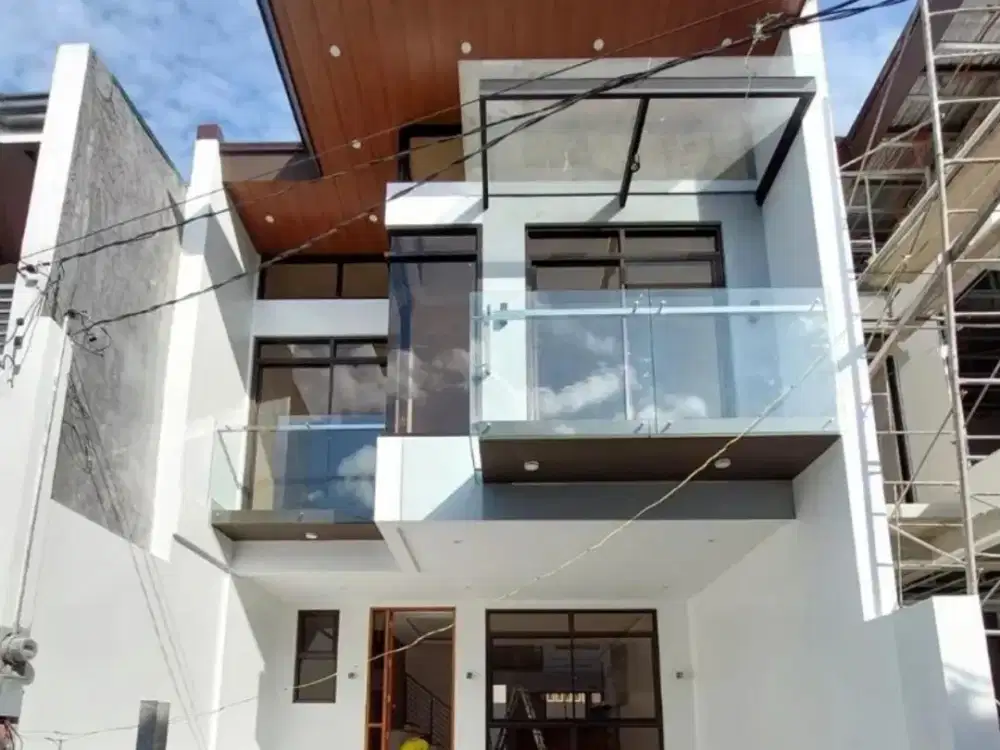 JUAL RUMAH HARGAA ISTIMEWAH HANYA HARI INI DI KEPUTIH SURABAYA