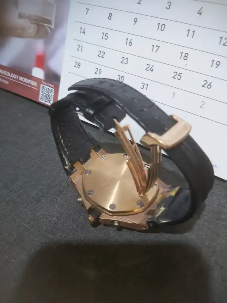 AP rose gold Watch chronograph (quartz/battre)