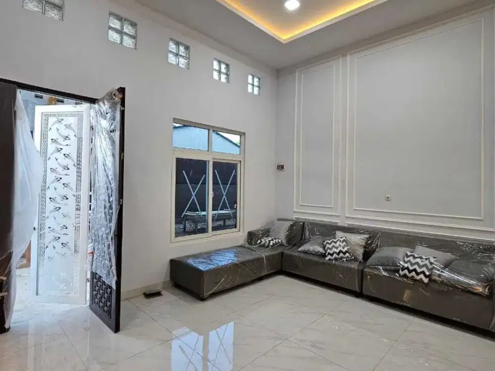 DIJUAL TOWNHOUSE JALAN SULUH KOMPLEK OPERA HOUSE - DAERAH PANCING