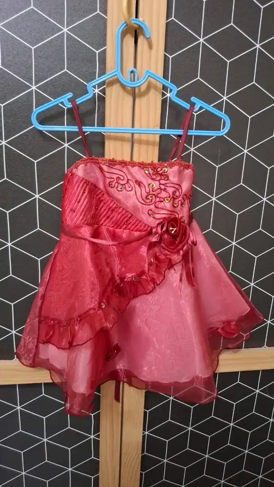Gaun anak perempuan usia 1-2 tahun