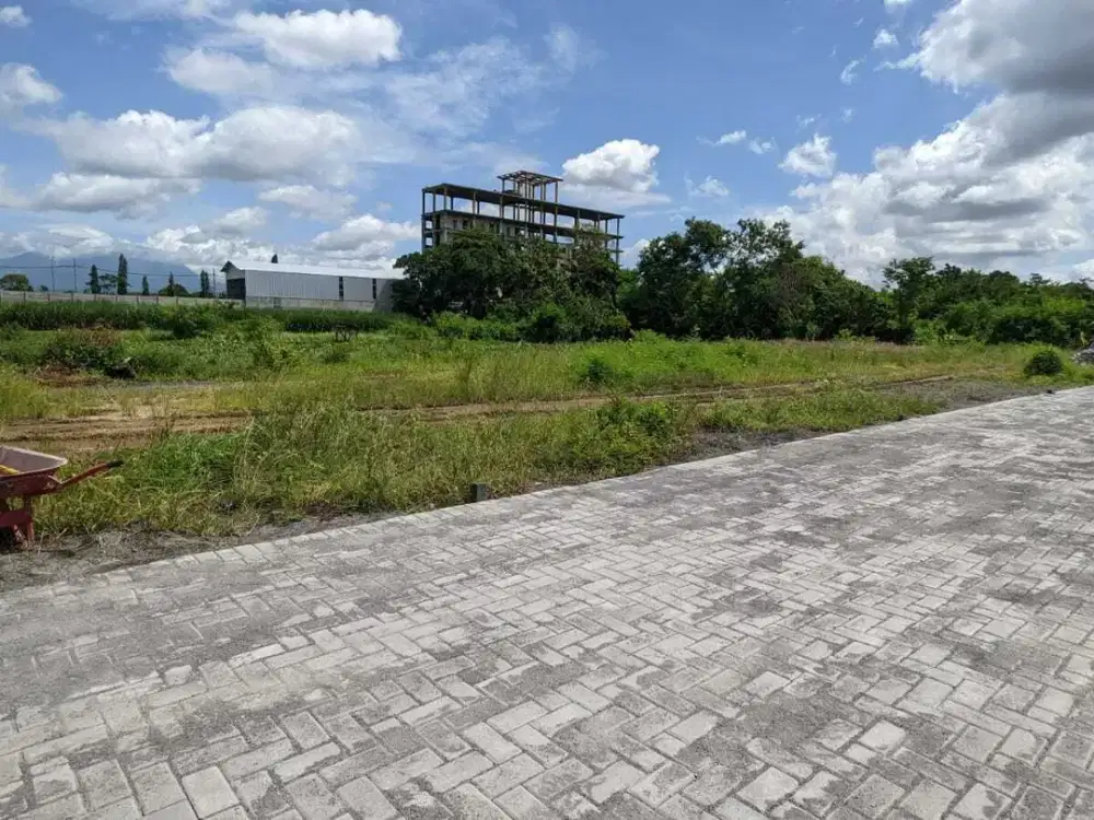 300 RSA UGM: Tanah Dalam Ringroad Jogja, Jl Kabupaten