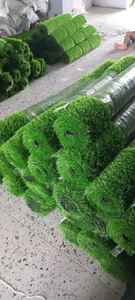 rumput sintetis permeter persegi