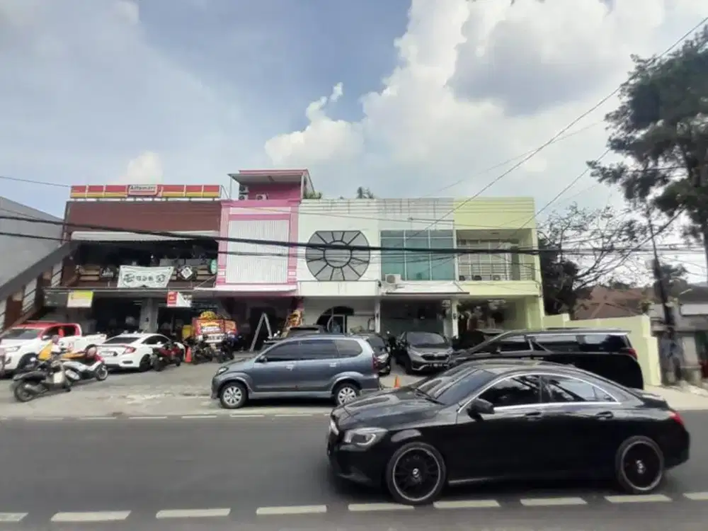 FOR RENT RUKO STRATEGIS KEMANG JAKARTA SELATAN