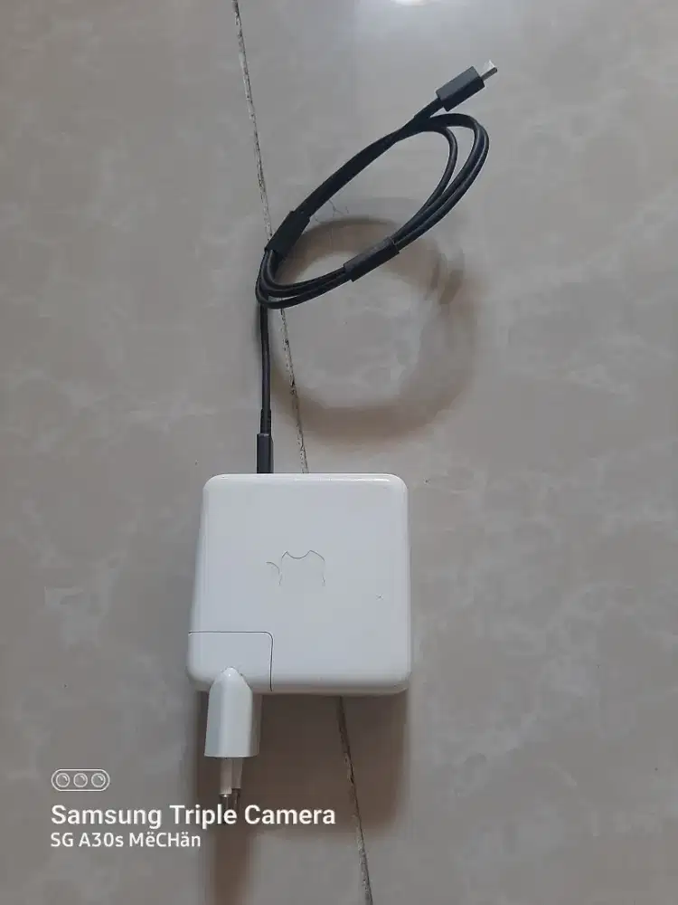 Charger Apple A1718