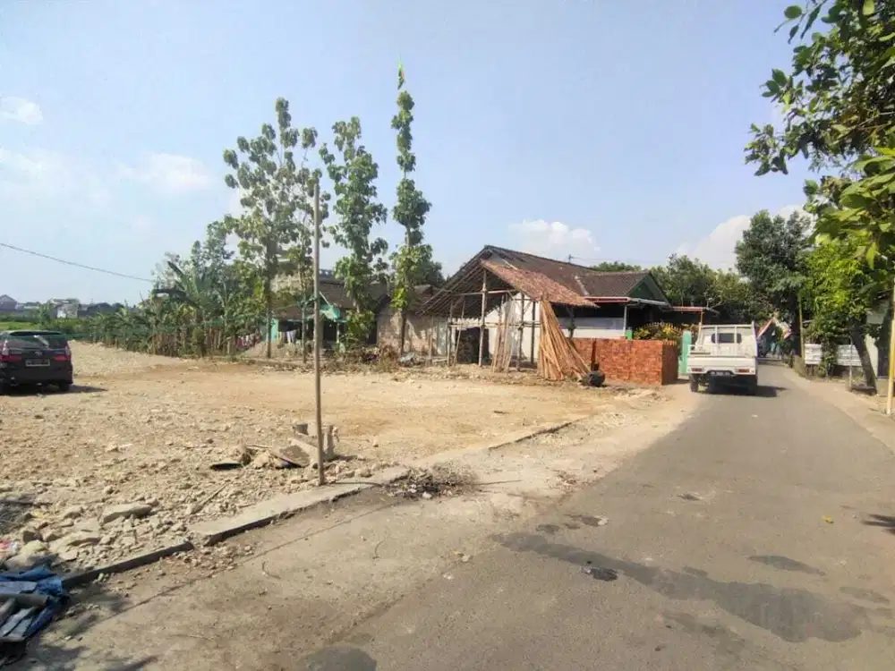 Barat Pasar Pleret Jogja, Tanah SHM Tepi Aspal Murah