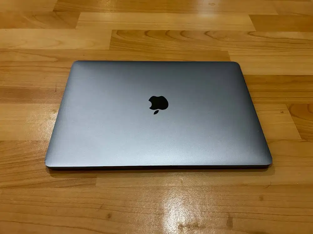 Macbook Pro 13 Inch 2020 M1 (TOKOPEDIA BARU 20 JT & SECOND 12.5 JTAN)
