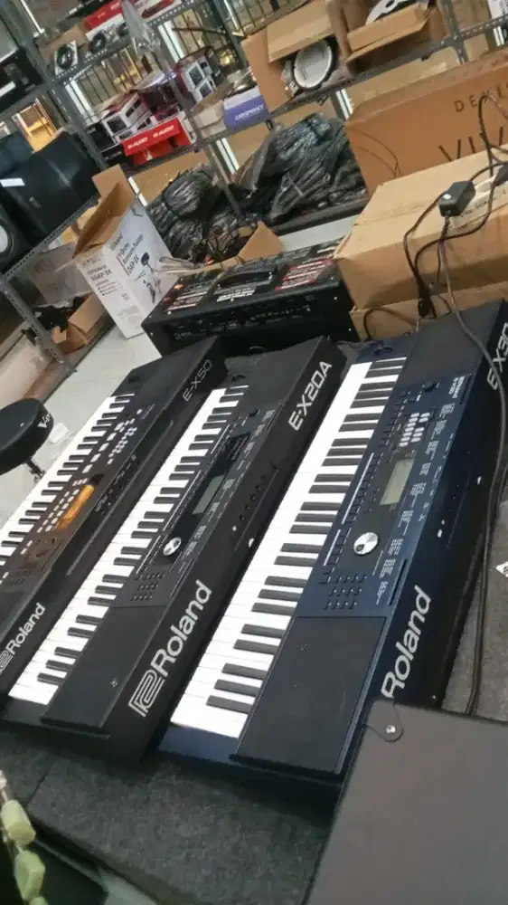 WTB alat musik/sound system/alat band