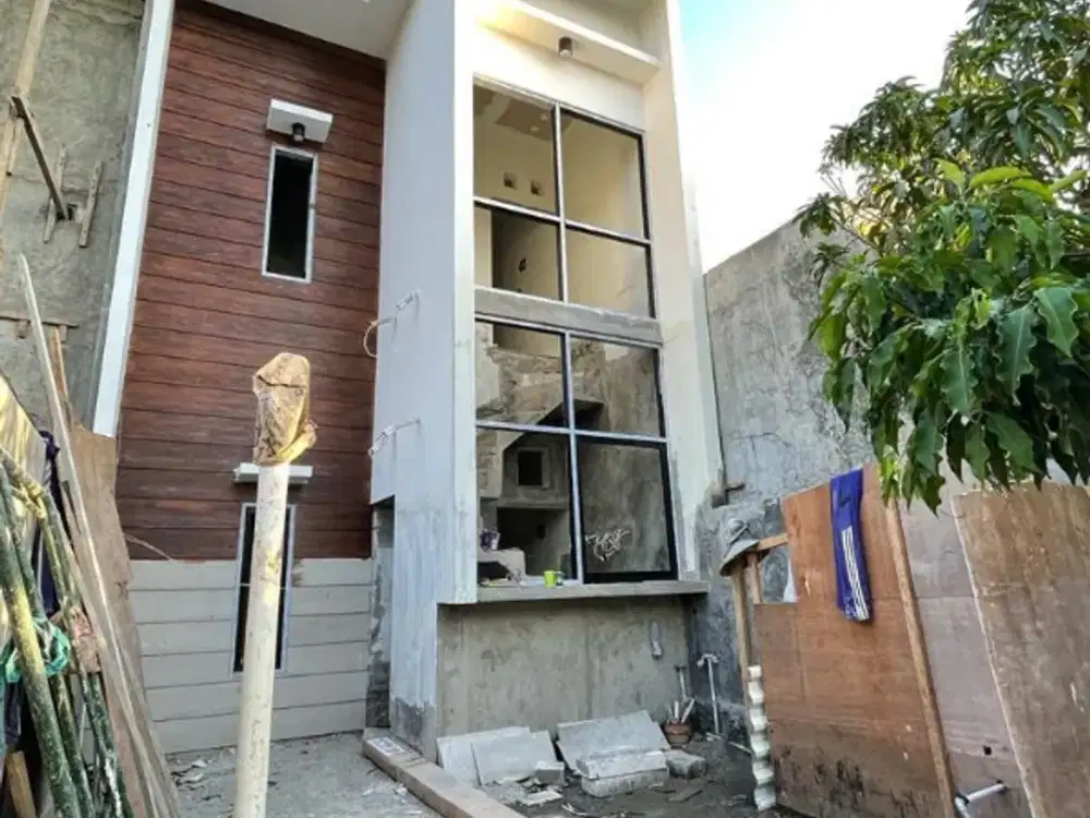 mmiliki segeraa rumah kost  semua kamar mandi dalam