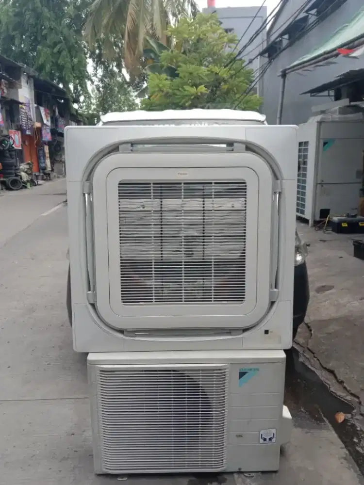 AC Cassette Daikin 2,5 PK R 410 second