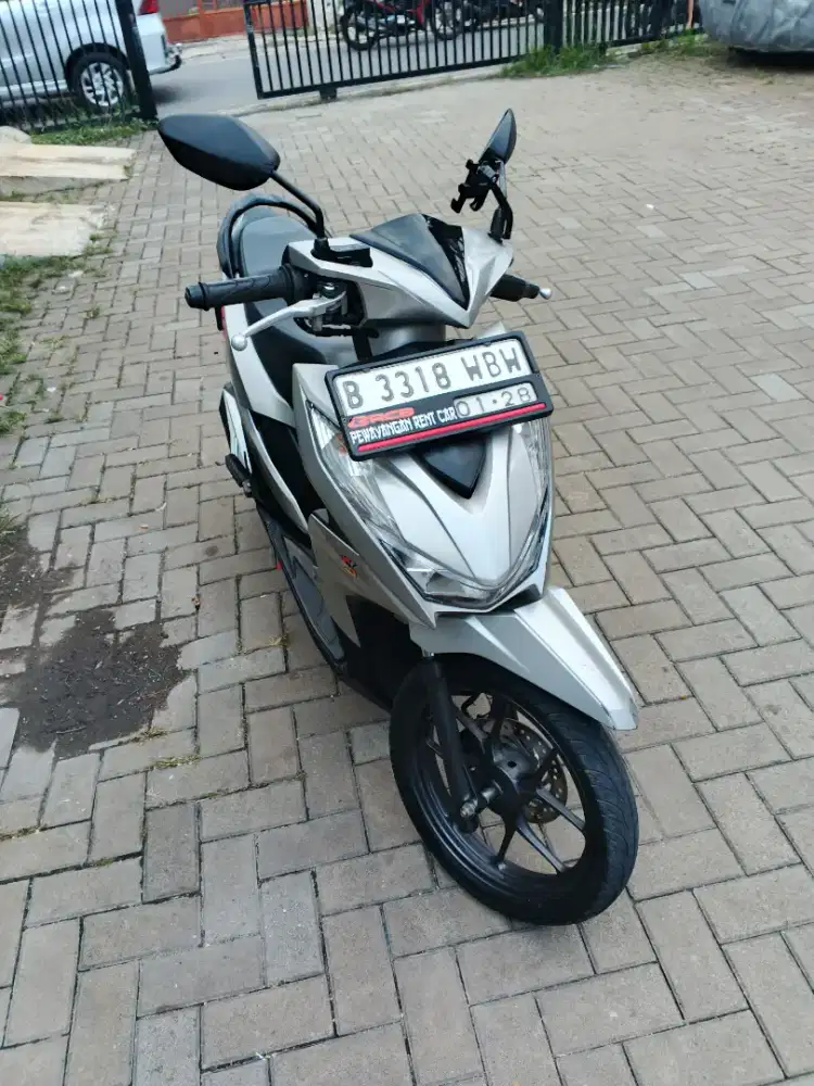 Honda beat deluxe 2022-2023 KM low