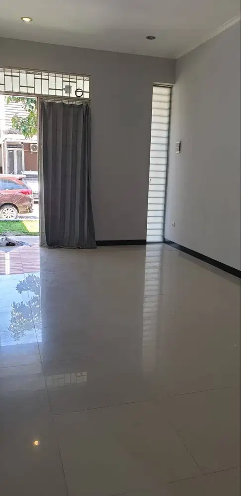 Taman Kopo Indah V Sommerville Bandung Rumah Siap Huni Lokasi Strategi