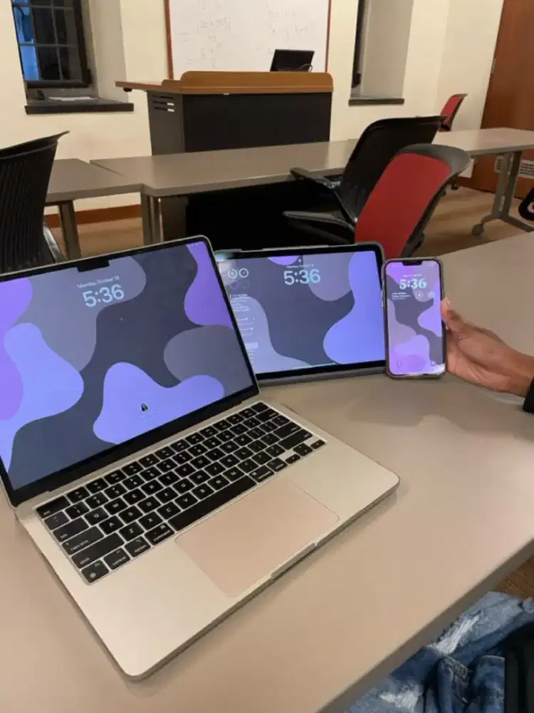 Terima Jual Beli Macbook Pro Air M1 M2 M3 M4 iPhone iPad Ditampung