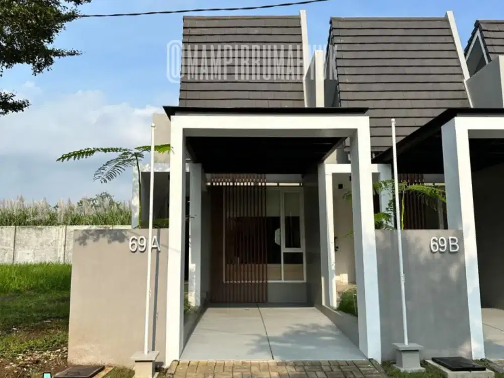Rumah Modern dengan Inner Garden dekat Binus Araya Malang