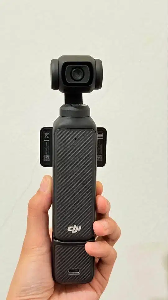 Dji Pocket 3- DJI OSMO POCKET 3 - 3-Axis Gimbal Camera 1 CMOS Sensor