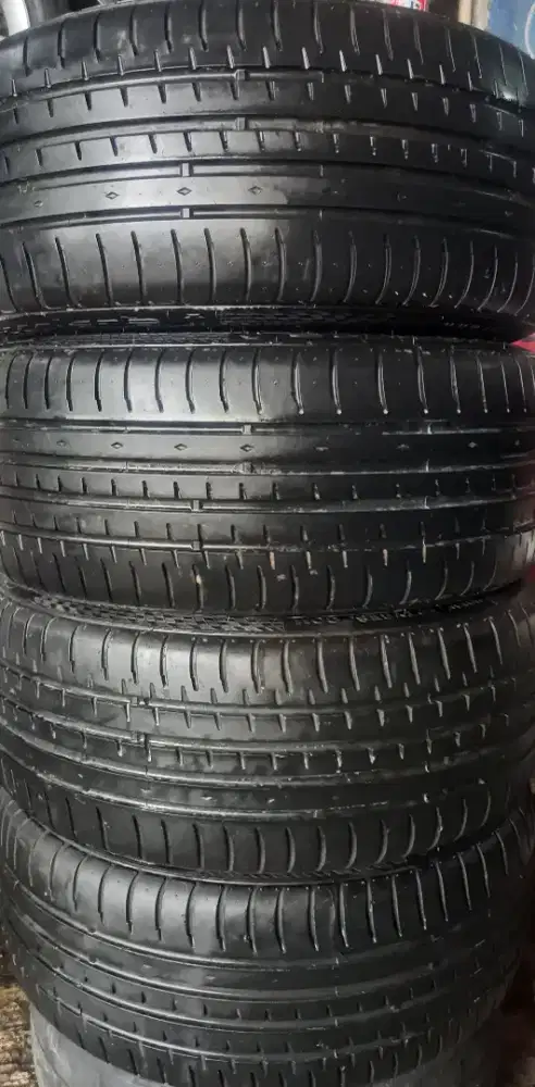 Ban accelera ukuran 225/45/18