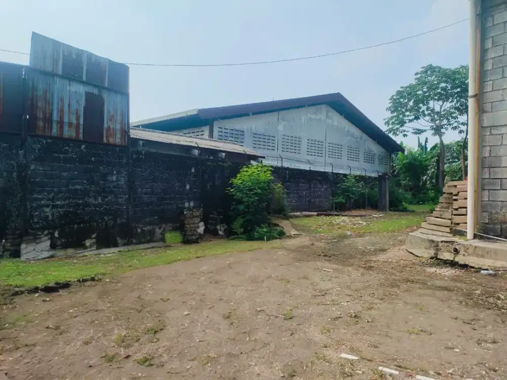 DISEWAKAN CEPAT GUDANG KANTOR-750MTR DENGAN AREA PARKIR LUAS 1750MTR