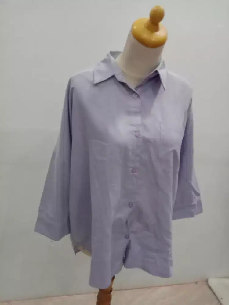 Kemeja Casual Warna Lilac Preloved