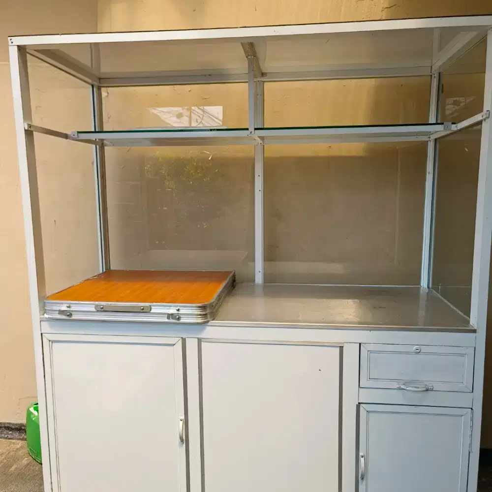 Etalase gerobak aluminium