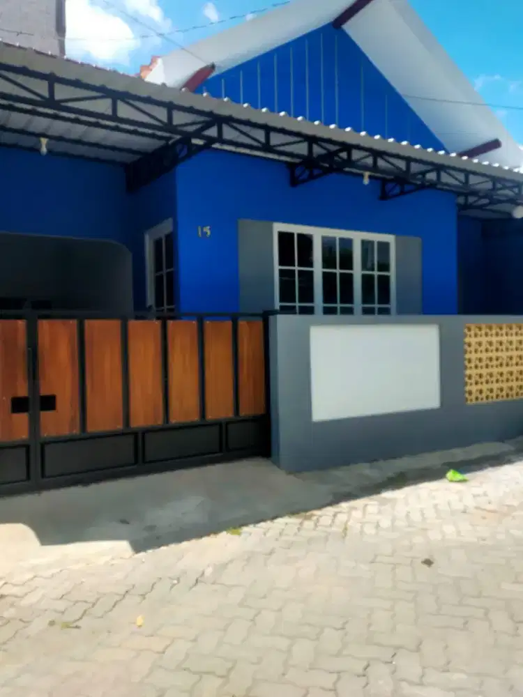 RUMAH SEMARANG KOTA KELUD GAJAHMUNGKUR DEKAT RS KARIADI TUGUMUDA