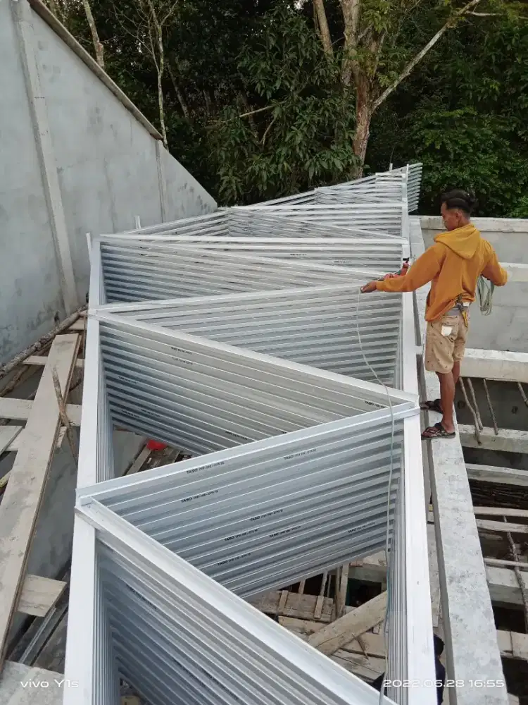 Pasang baja ringan terpasang rapi
