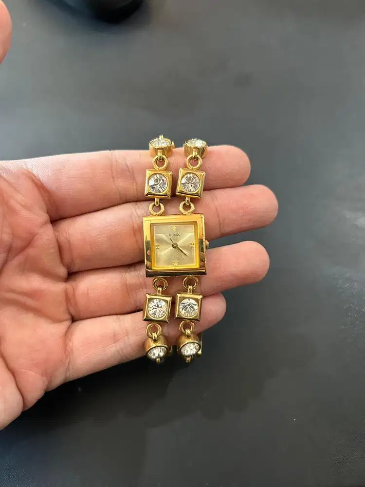 Jam Guess Wanita W95007L1