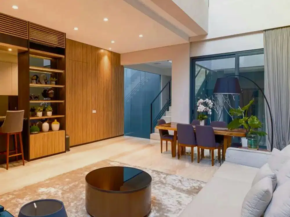 Rumah Dijual Cipete Selatan. Dalam Townhouse, Bebas Banjir. Ada Lift + Pool. NEGO