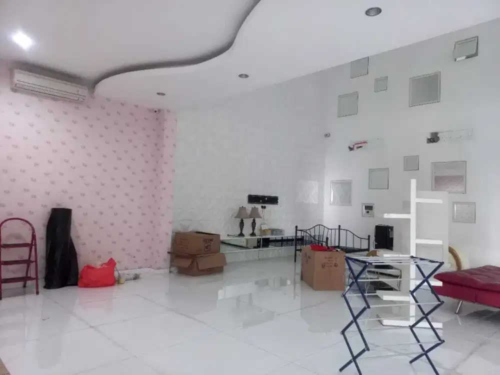 Turun Harga Rumah Royal Residence Jalan Utama Strategis