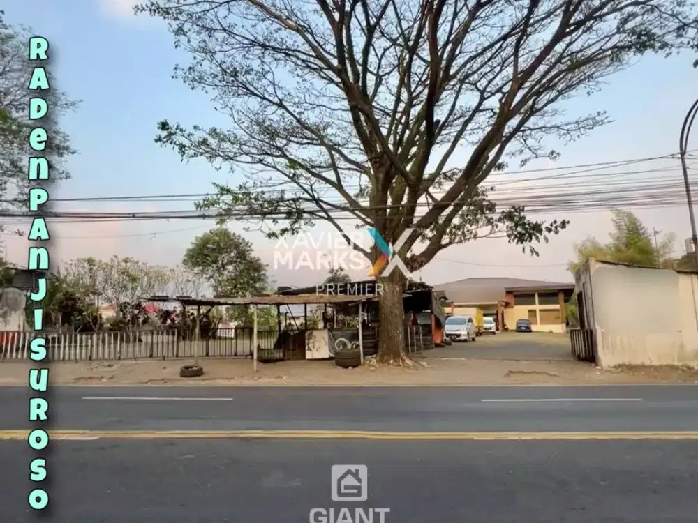 Tempat Usaha di Raden Panji Suroso, Selangkah ke Plaza Araya, Blimbing