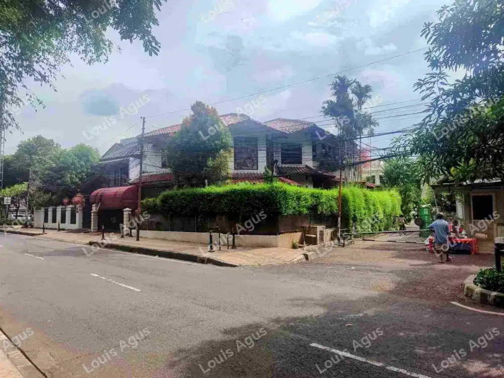 Di Jual Rumah Mewah 2 Lantai Di Pulomas, Jalan Pacuan Kuda Raya, Jakarta Timur