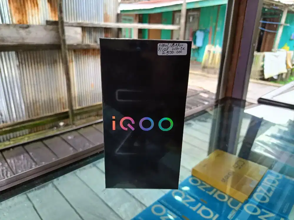 iQOO Z10 Lite 8GB/128GB White Baru