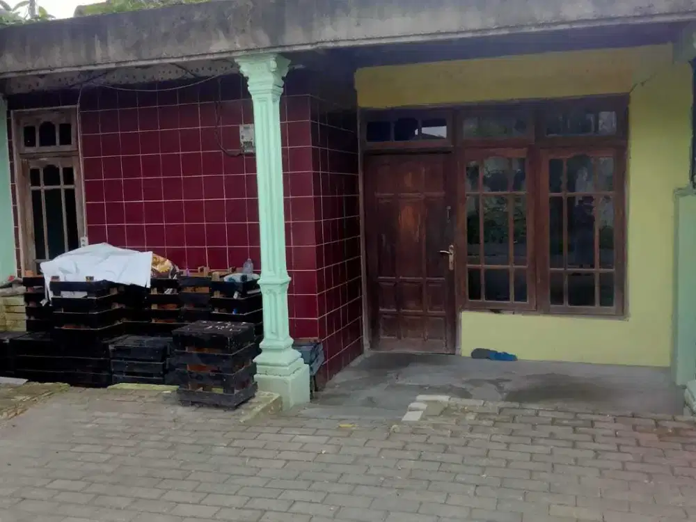 Rumah 0 Jalan di Pakal AMD, Siap Huni ada 2 Bangunan Rumah