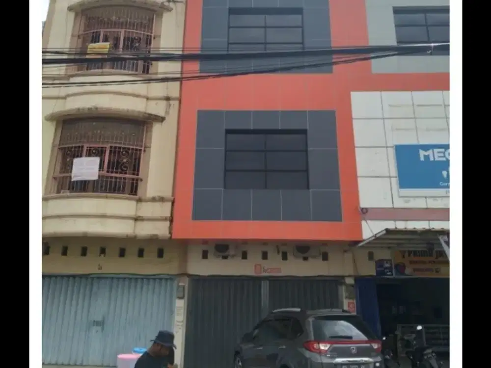 Dijual Atau Disewakan Ruko Adiyaksa Baru  5 X 19,25 3 Lantai