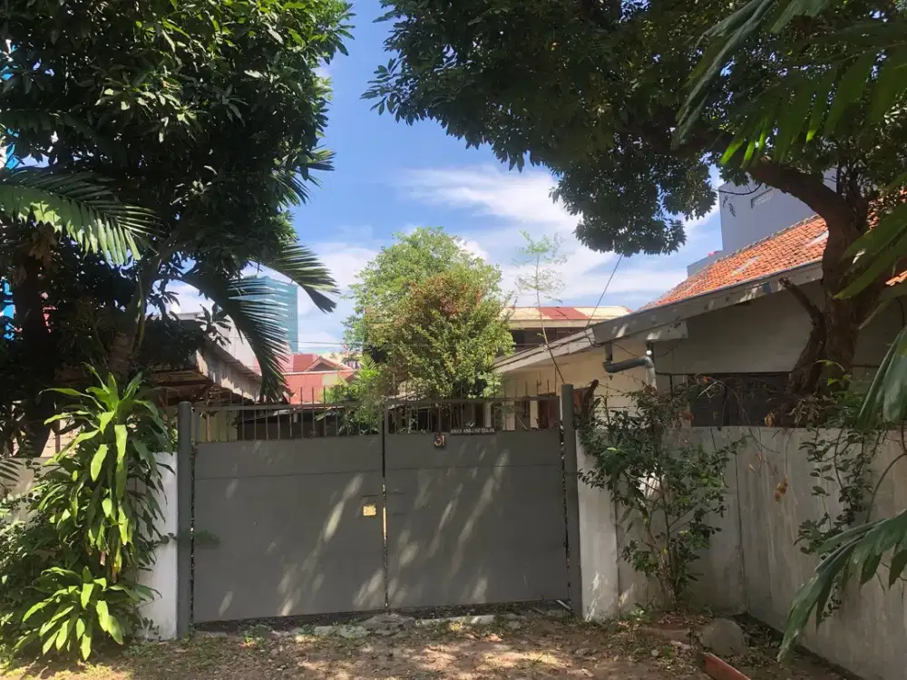 DIJUAL RUMAH TN ABANG JAKPUS HRG BAWAH NJOP DIAPIT 2 JLN BESAR