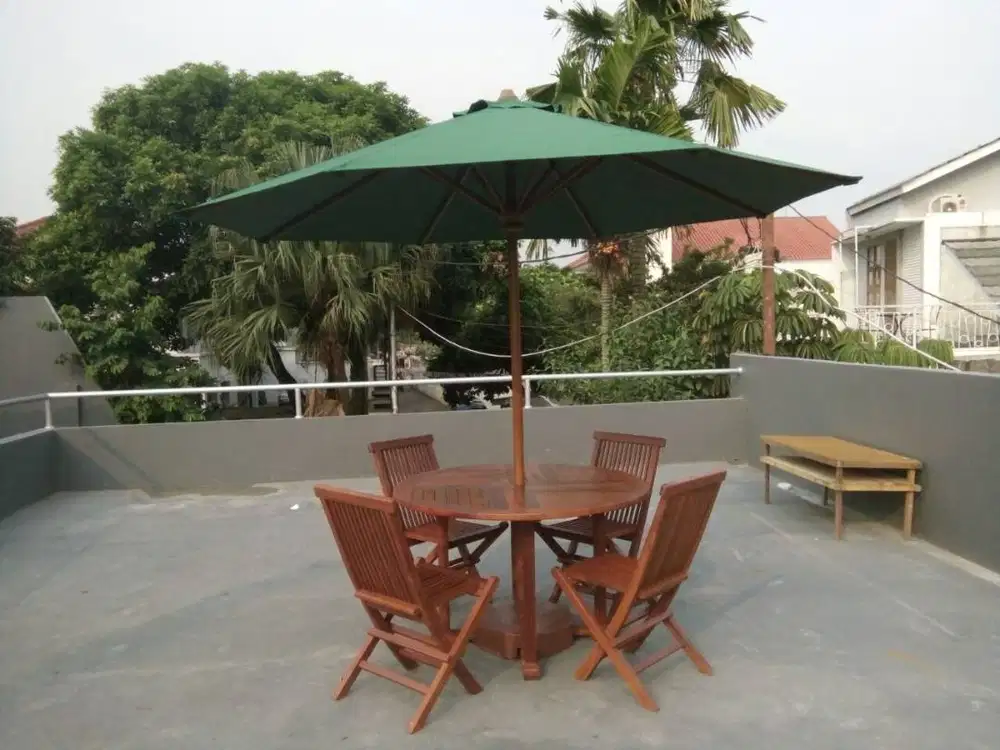 BC GRADE B SET MEJA PAYUNG TAMAN KAYU JATI BEKASI