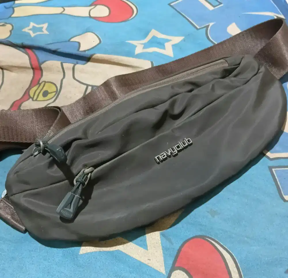Tas navyclub warna coklat kondisi masih mulus no minus