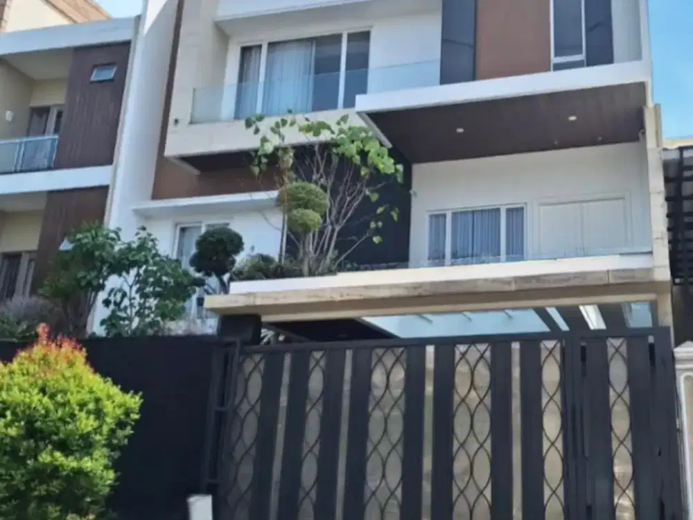 Rumah PIK Katamaran Indah 12,5x25 Hadap Selatan SHM