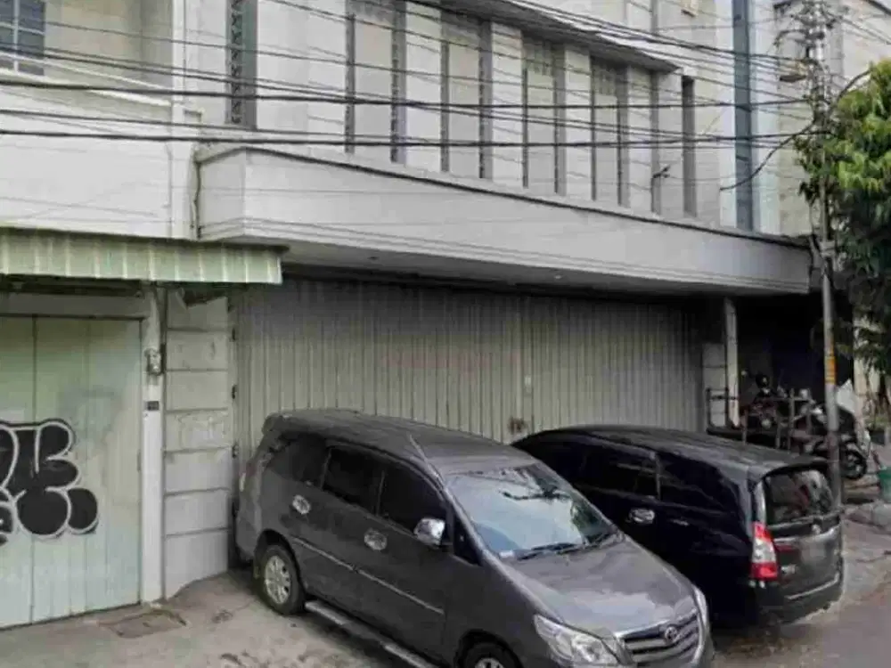 Ruko Lokasi Super Strategis di Dekat Pusat Kota Solo. Cocok Untuk Investasi Bisnis atau Ruang Usaha.