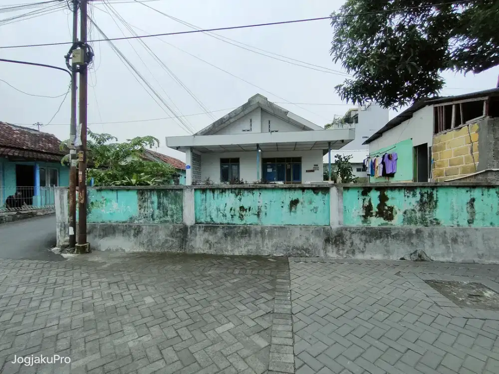 Tanah murah strategis bonus bangunan dekat kampus UGM & UNY