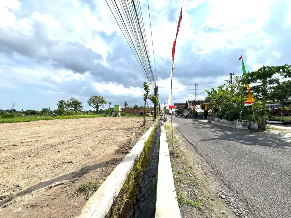 Dekat Jalan Raya Jogja-Solo, Tanah Murah SHM P