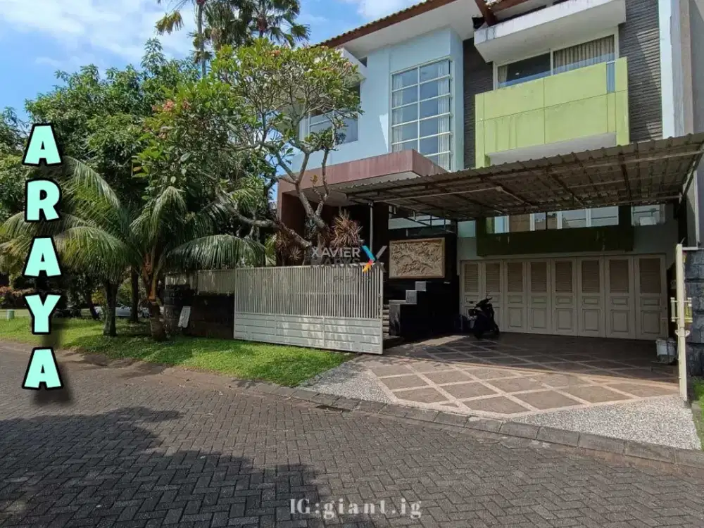 Rumah Mewah Hook Split Level di Araya Blimbing Malang