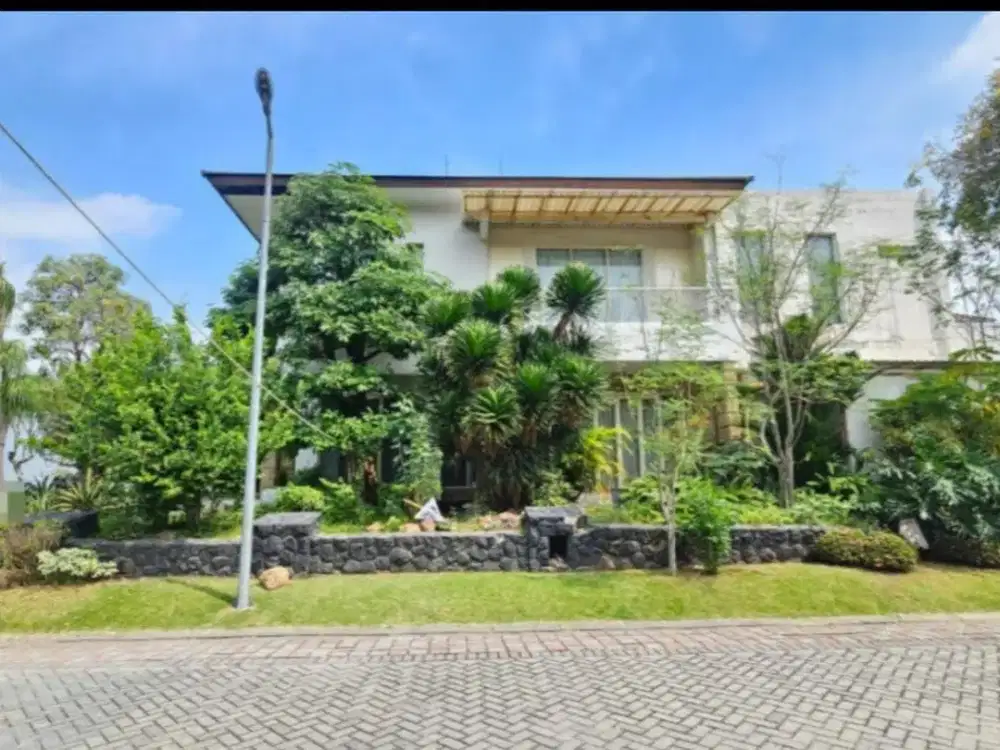 Rumah Elite Surabaya Citraland Raffles Garden