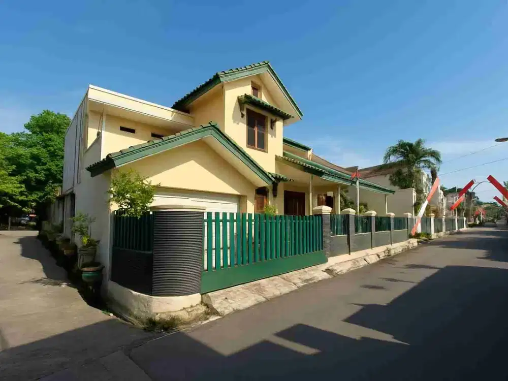 Rumah Bagus Jatiwaringin Renov 2023 Baru