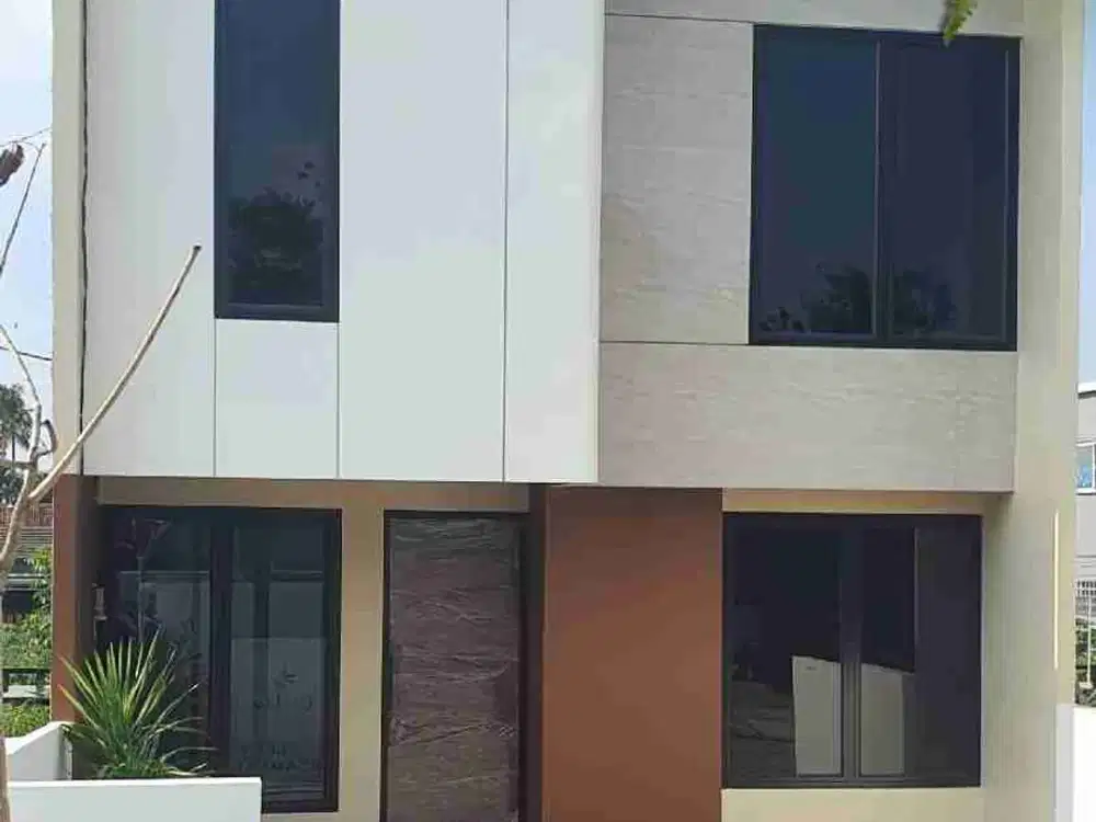 Rumah CLUSTER 2LT belakang kantor BPKRI Banyumanik Semarang Atas