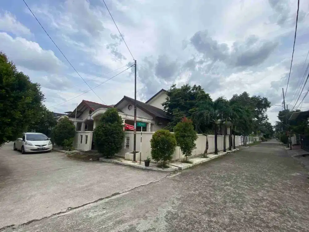 Rumah Termurah Hitung Tanah Saja di Jatiwaringin